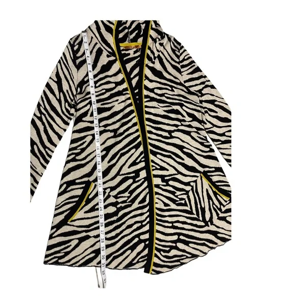 Belldini Womens Hoodie Cardigan Sweater Size L Black-Beige Animal Print cotton - Picture 4 of 9